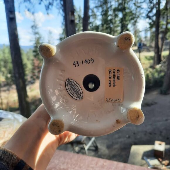 Vintage Ethan Allen Fine Porcelain Candlesticks Made in Italy - Picture 3 of 6